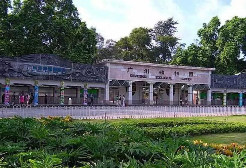 Kaiserdom Hotel China Plaza