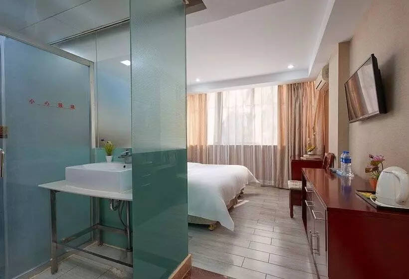 Kaiserdom Hotel China Plaza