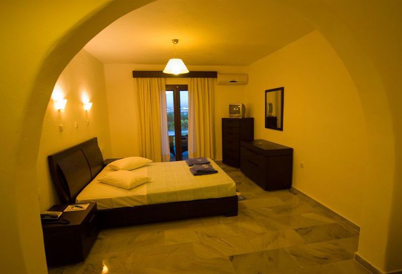 Porto Paros Hotel & Villas