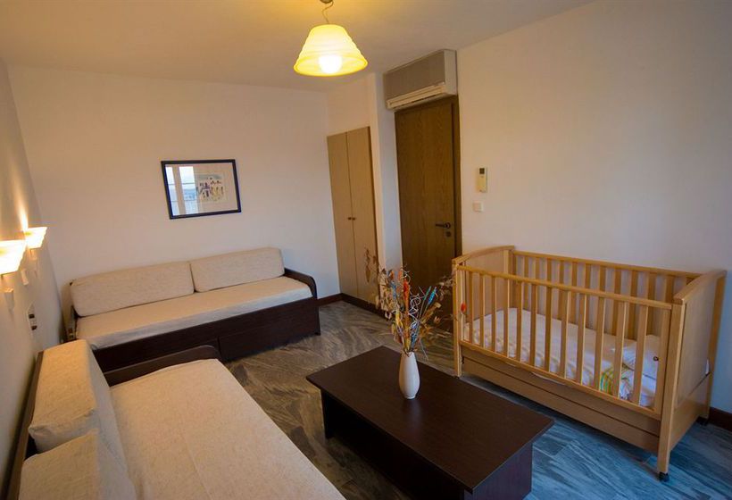 Porto Paros Hotel & Villas