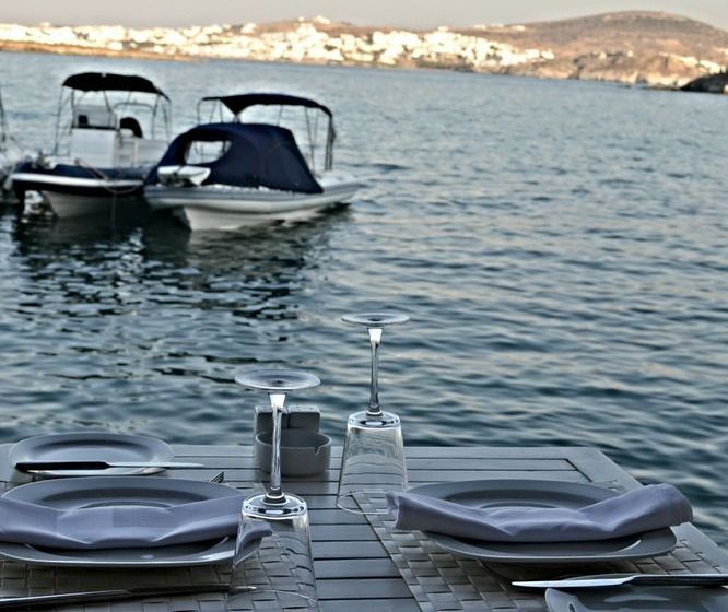 Porto Paros Hotel & Villas