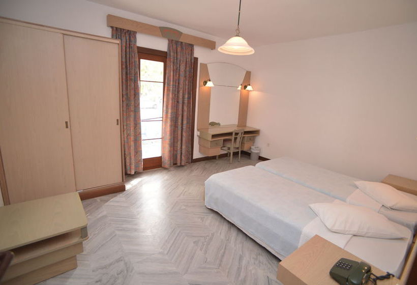 Porto Paros Hotel & Villas