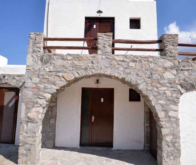 Porto Paros Hotel & Villas