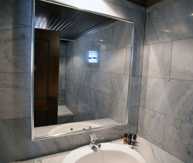 Porto Paros Hotel & Villas