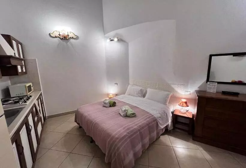 تختخواب و صبحانه L Antica Torre Caralis Holiday