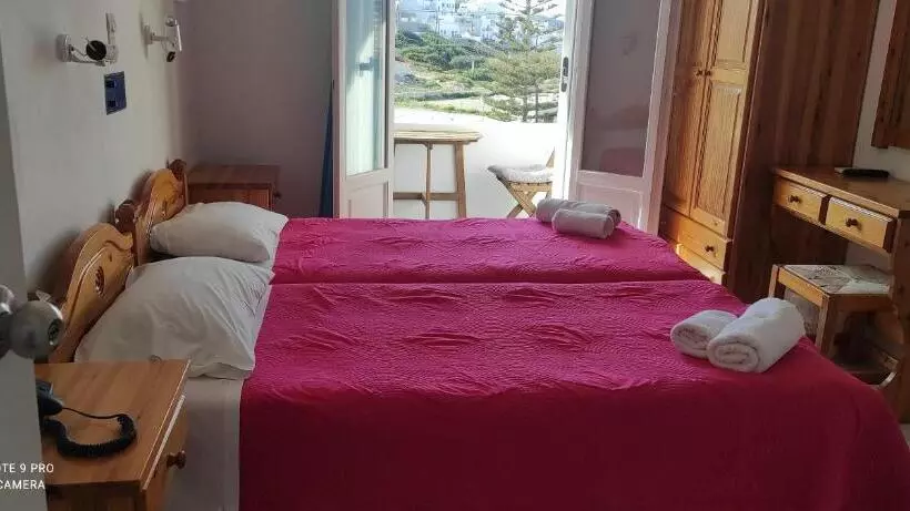 Loukia Apartments & Studios