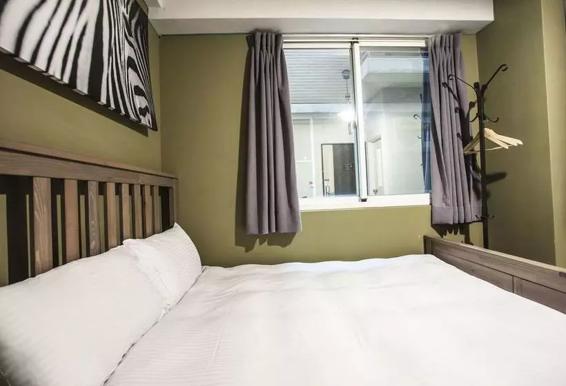 ペンション Tomer Hostel