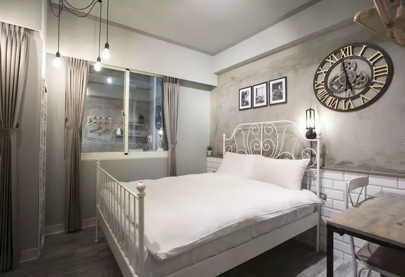 ペンション Tomer Hostel