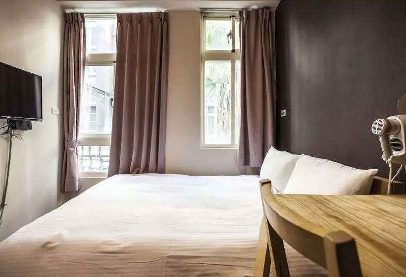 ペンション Tomer Hostel