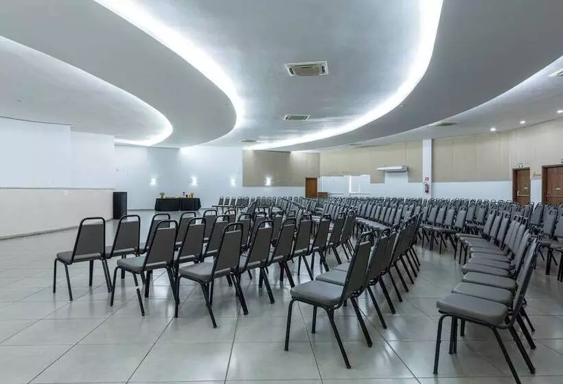 Riviera Park Hotel By Wam Experience