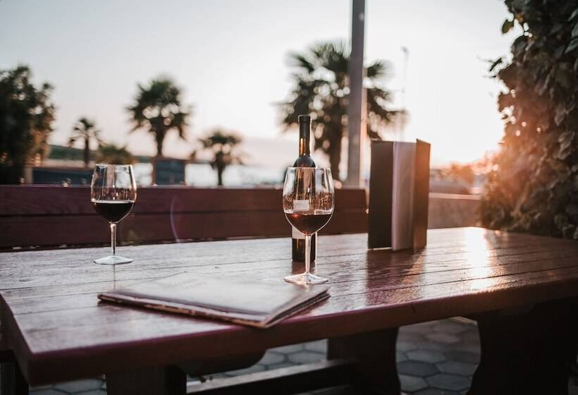 Aparthotel Marina Gromela