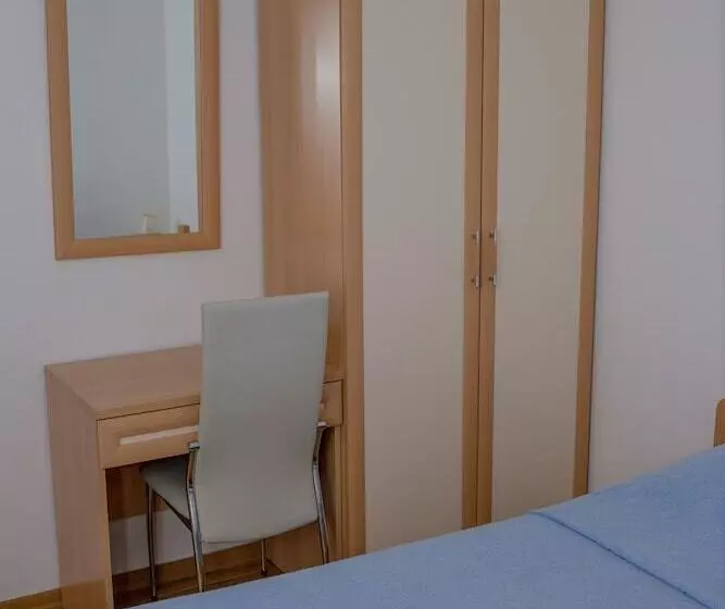 Aparthotel Marina Gromela