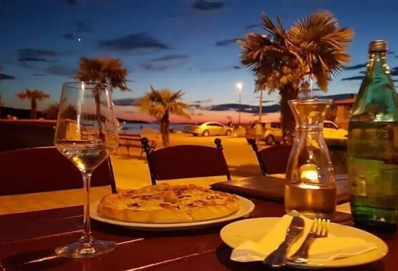 Aparthotel Marina Gromela