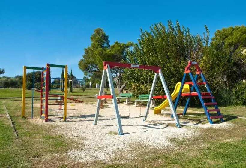 Apartments Premantura Dom