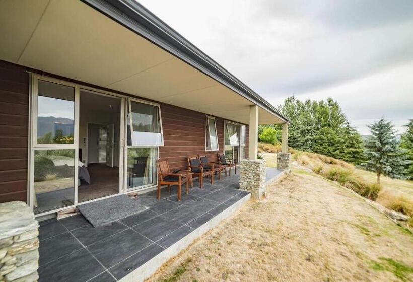 צימר Amuri Estate Luxury Lodge