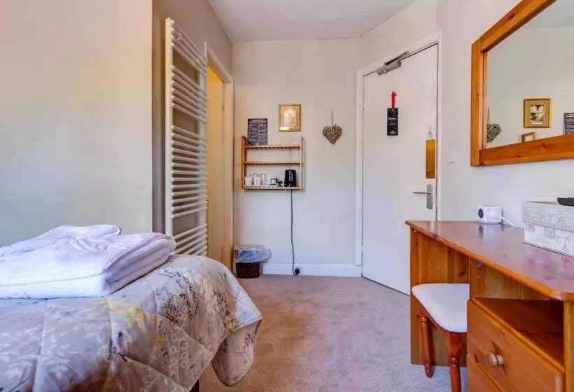 Bed and Breakfast Cambridge House Room Only Accommodation For Adults