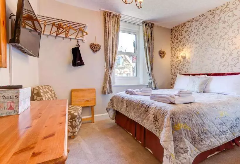 Bed and Breakfast Cambridge House Room Only Accommodation For Adults
