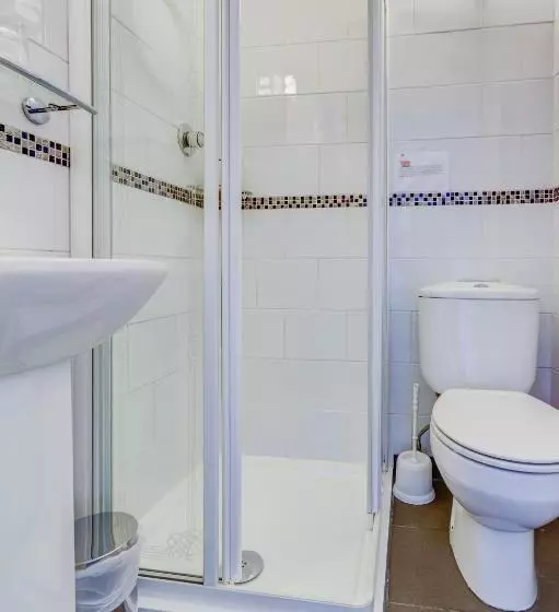 Bed and Breakfast Cambridge House Room Only Accommodation For Adults