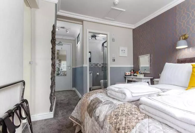 Bed and Breakfast Cambridge House Room Only Accommodation For Adults