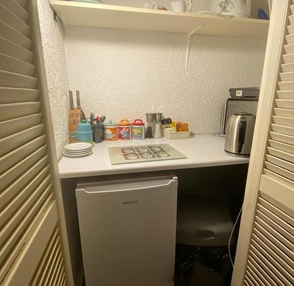 مبيت وإفطار Cambridge House Room Only Accommodation For Adults