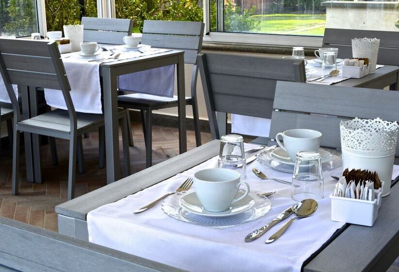 مبيت وإفطار La Villetta Suite