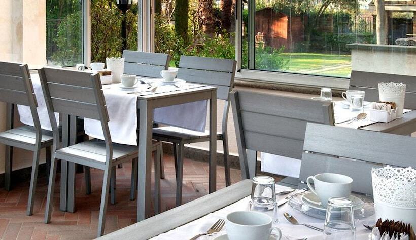 مبيت وإفطار La Villetta Suite