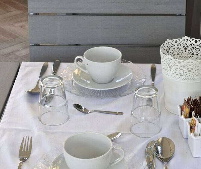 مبيت وإفطار La Villetta Suite