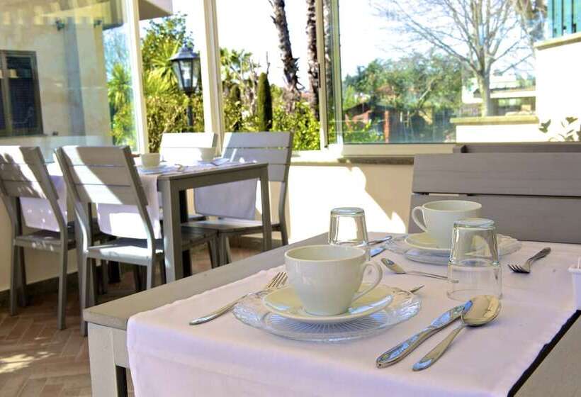 مبيت وإفطار La Villetta Suite