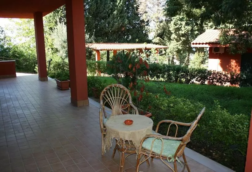 هتل Agriturismo Ruralia