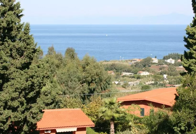 هتل Agriturismo Ruralia