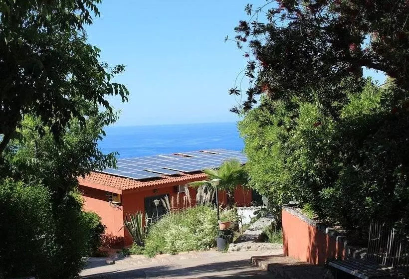 هتل Agriturismo Ruralia