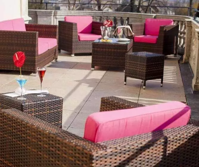 هتل Château & Spa De La Cueillette