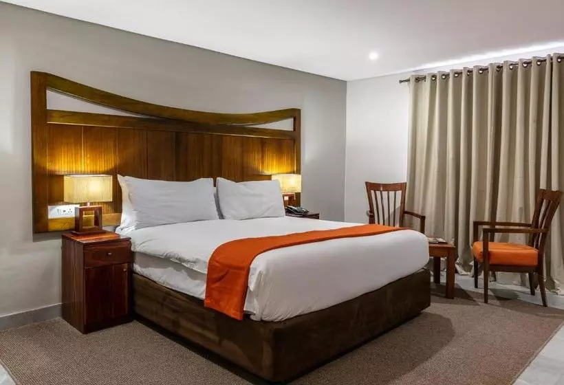 هتل Cresta Jwaneng