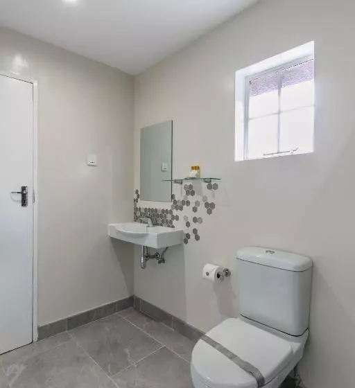 هتل Cresta Jwaneng