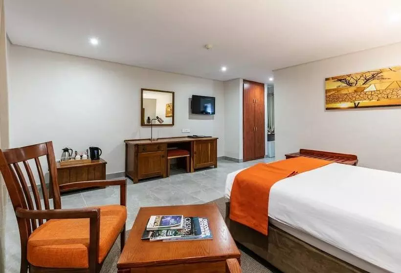 هتل Cresta Jwaneng