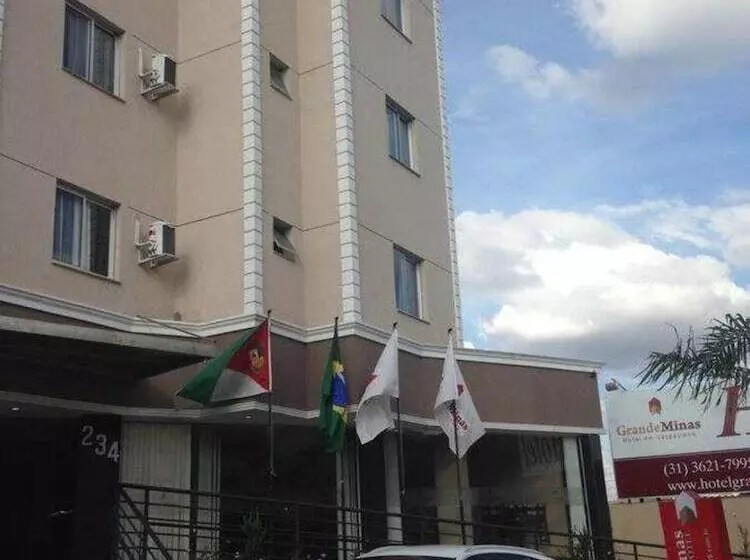Hotel Grande Minas
