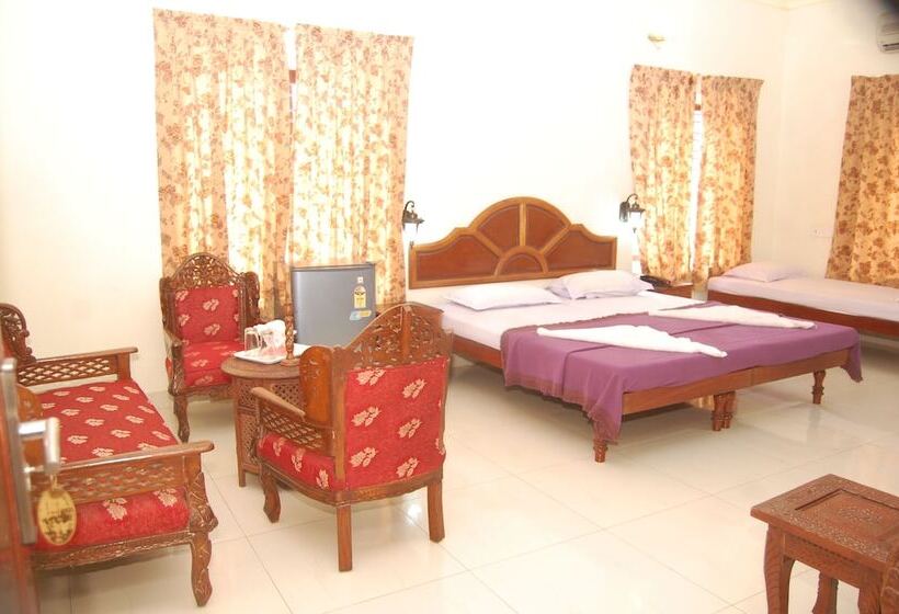 בית מלון כפרי Hawah Beach Resort