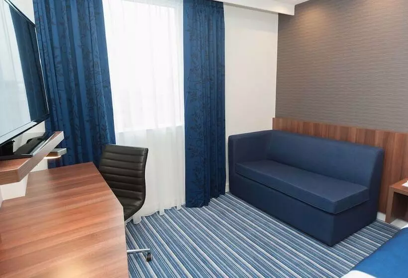 酒店 Holiday Inn Express Aberdeen Airport By Ihg