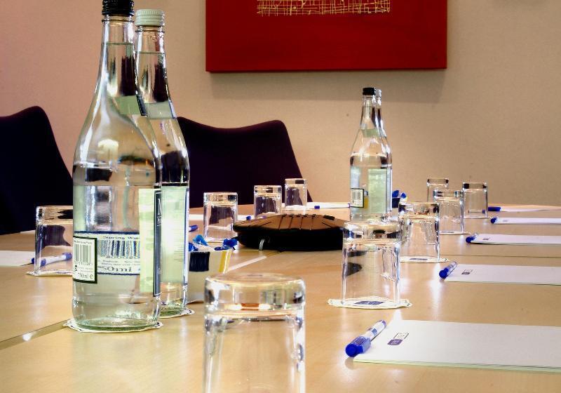 酒店 Holiday Inn Express Aberdeen Airport By Ihg