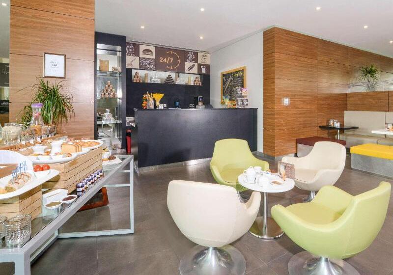 Отель Ibis Seef Manama