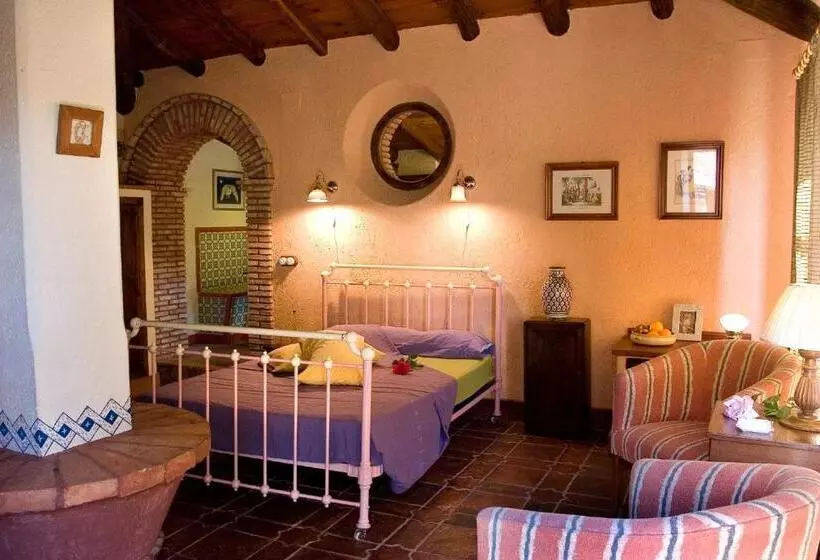 هتل Molino Rio Alajar