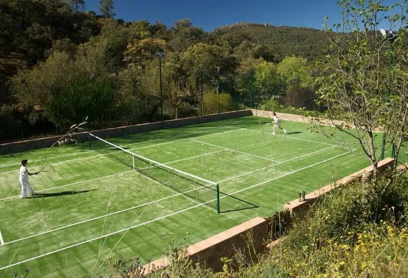 هتل Molino Rio Alajar