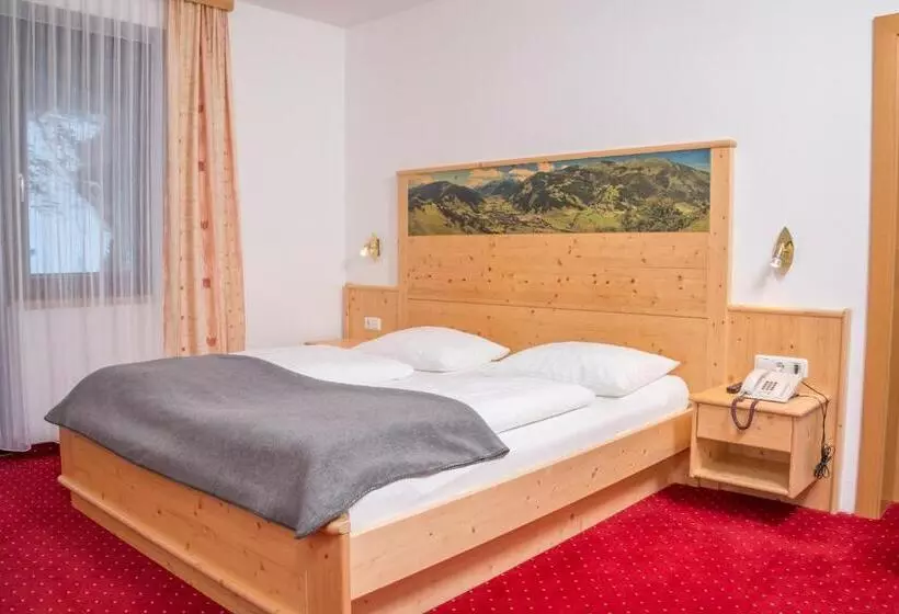 ホテル Restaurant Platzwirt