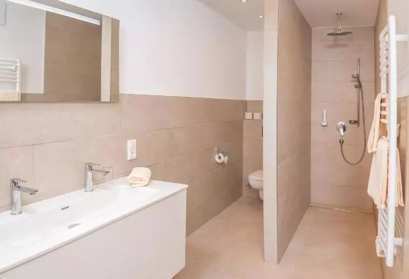 ホテル Restaurant Platzwirt