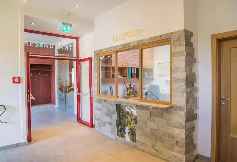 ホテル Restaurant Platzwirt