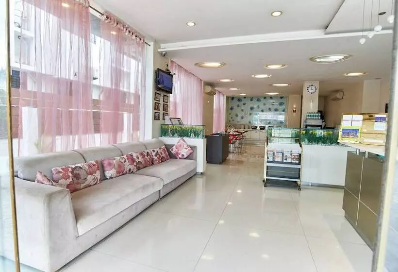 Отель Sai Mahal