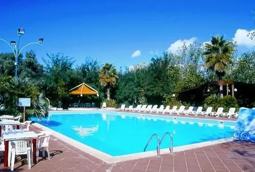 Отель Sayonara Villaggio