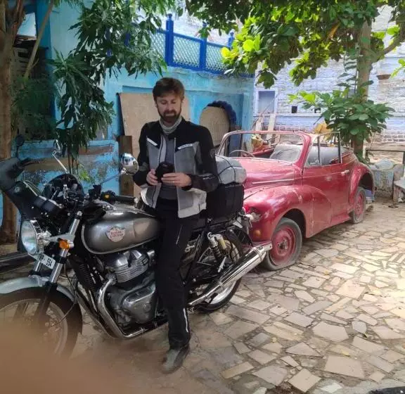 Hotel Yogis Guest House