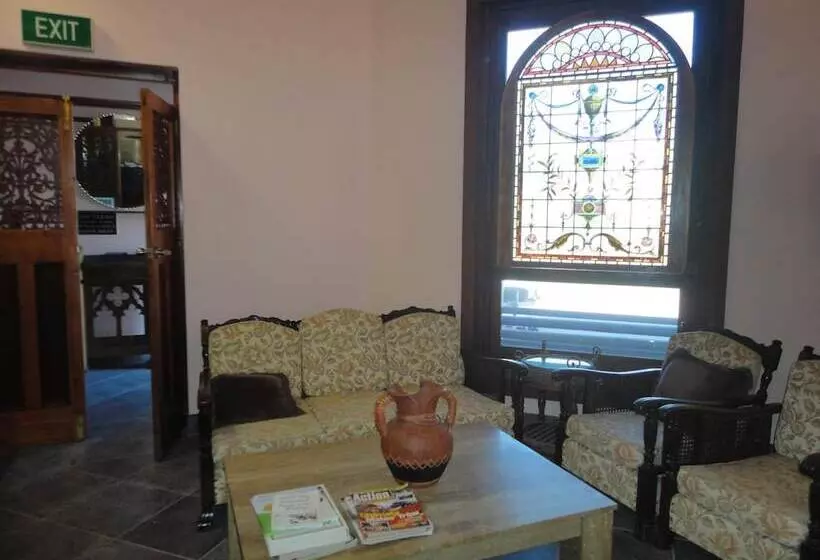 מוטל A Railway Lodge