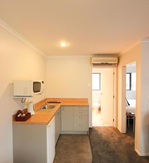 فندق على الطريق Bk's Magnolia Motor Lodge